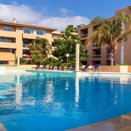 Mb4 Loggia By Interhome